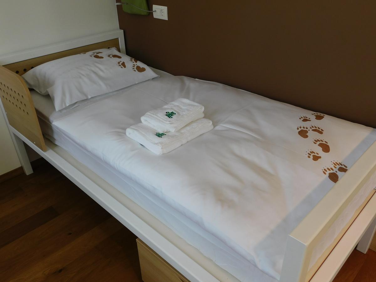 Hostel Bearlog Kocevje Extérieur photo